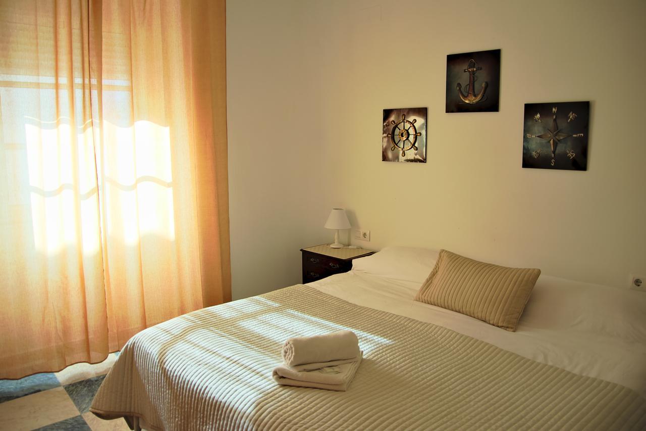 Spanish Galleon Lodge Cádiz Eksteriør bilde