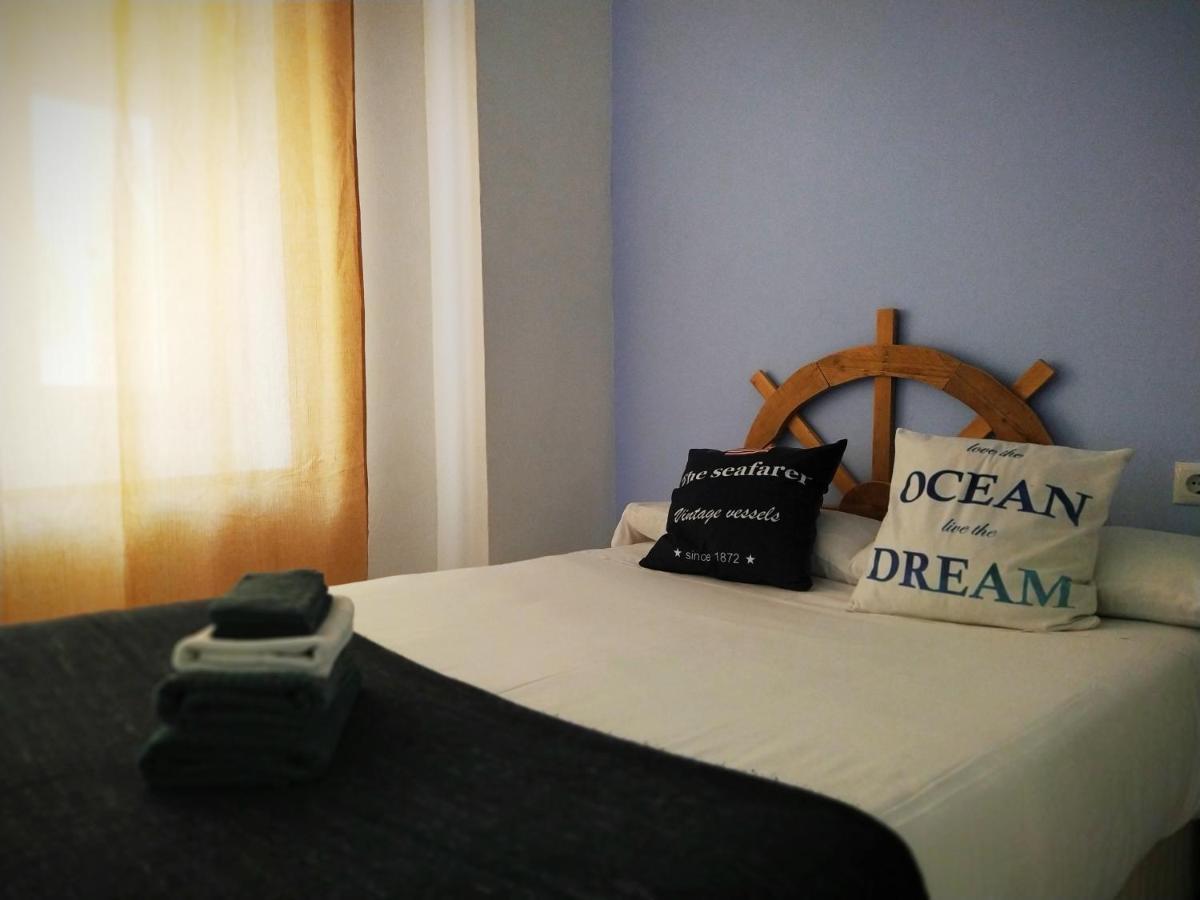 Spanish Galleon Lodge Cádiz Eksteriør bilde